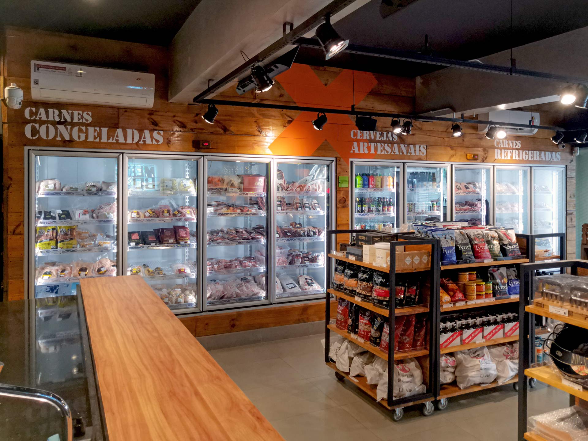 Arquitetura de interior de loja, casa de carnes, bebidas e conveniência, Meatbox.